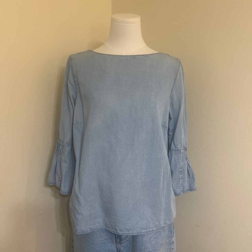 J. Jill Denim Light Wash Tencel Lyocell Smocked Bell Sleeve Blouse Petite Small